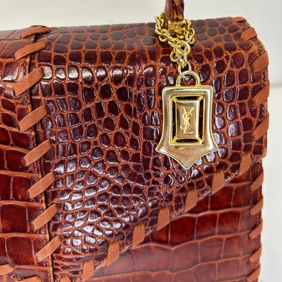 Yves Saint Laurent Vintage Classic Bag - Picture 5 of 16